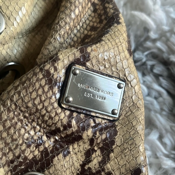 Michael Kors purse and wallet - Picture 10 of 11